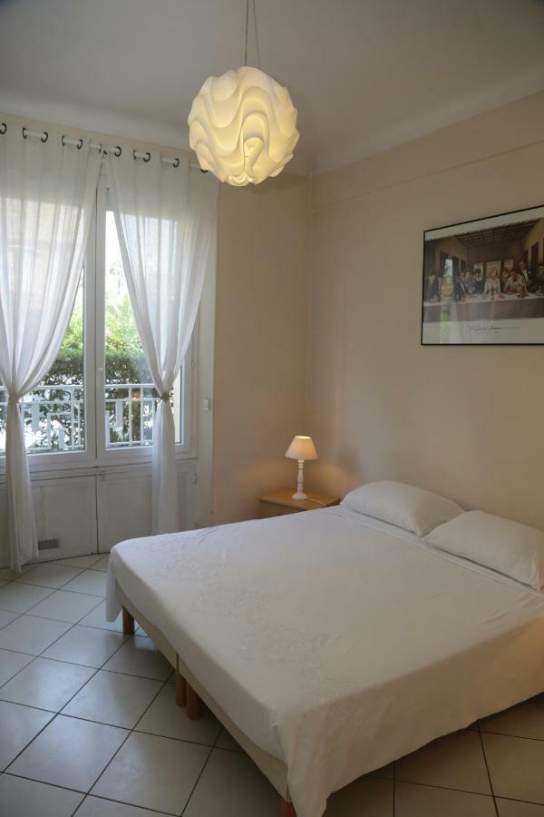 Plage Du Midi Cannes Exterior photo